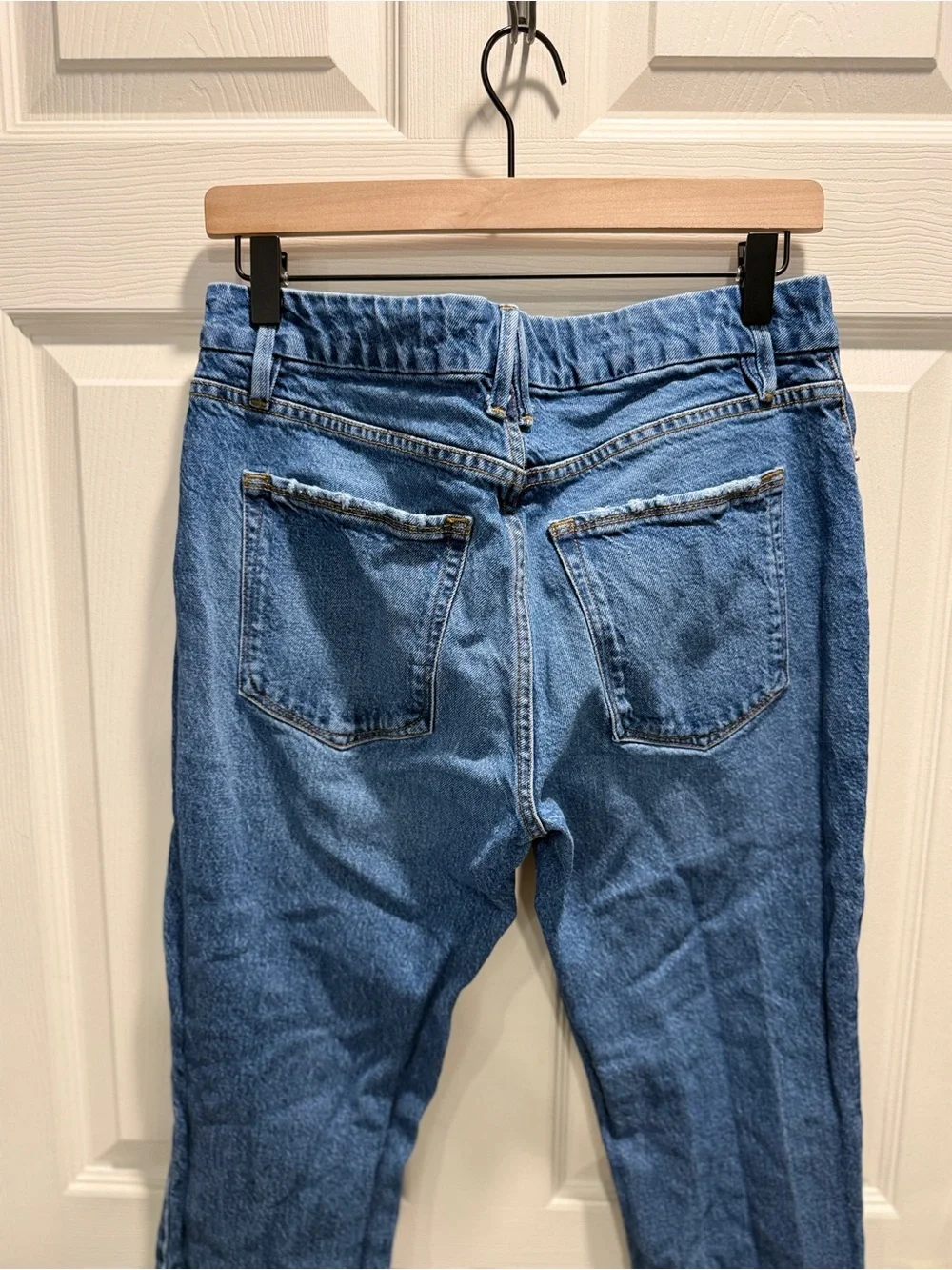 Good American Good Classic Straight High Rise Jeans Size 6/28 Medium Wash - Picture 7 of 9
